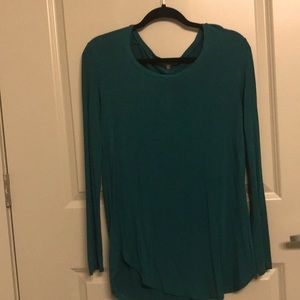 Emma’s closet boutique Long sleeve stretchy shirt